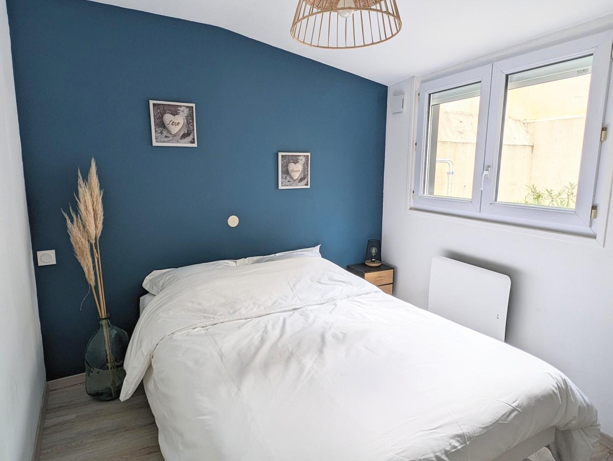 Agreable Maison Renovee En Hyper Centre Avec Patio Pornic Kültér fotó
