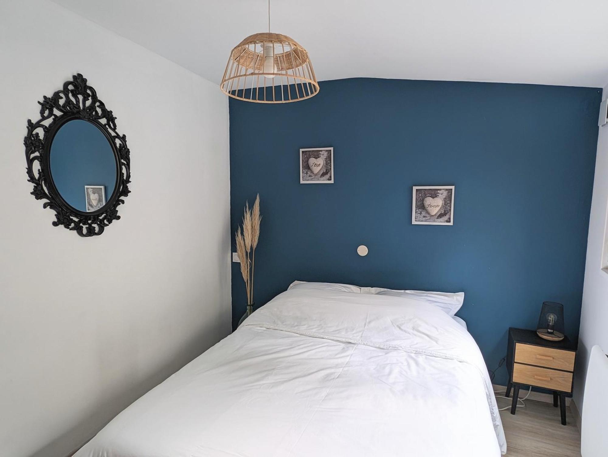 Agreable Maison Renovee En Hyper Centre Avec Patio Pornic Kültér fotó